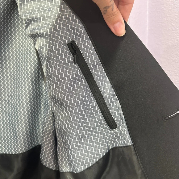 HAGGAR | H26 Flex Series Performance Suit Ultra Slim | Size: 40R - Picture 9 of 9